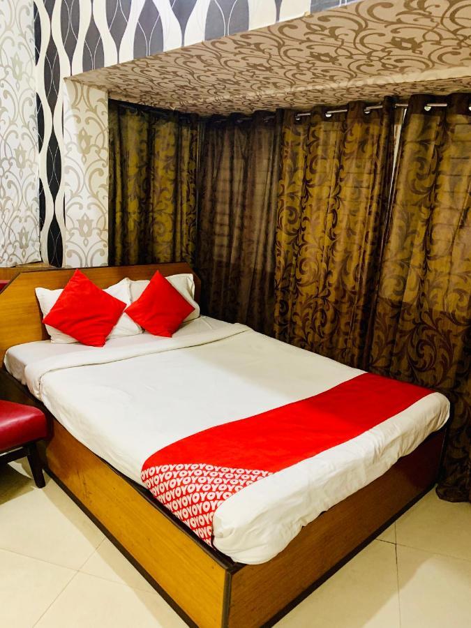 Bengal -100m From Park Circus 7 Point Kolkata