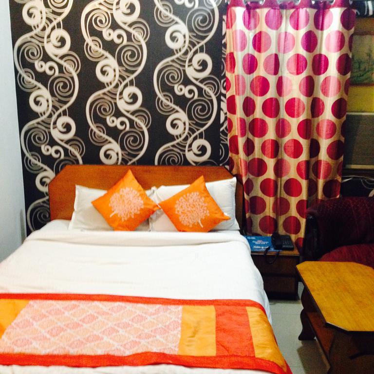 Bengal -100m From Park Circus 7 Point * Kolkata