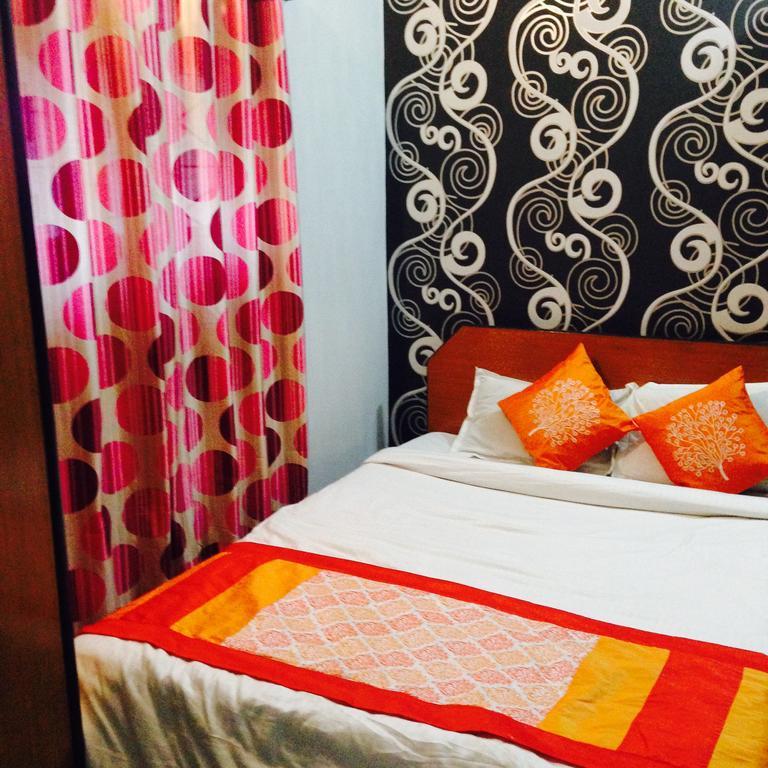Bengal -100m From Park Circus 7 Point Hostel Kolkata